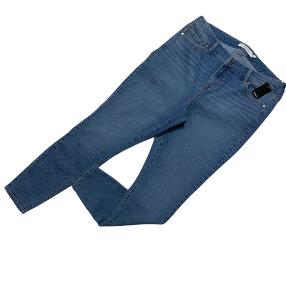 Torrid Denim Jeans Skinny Hi-Rise Medium Blue Wash 5 Pocket - Picture 3 of 14
